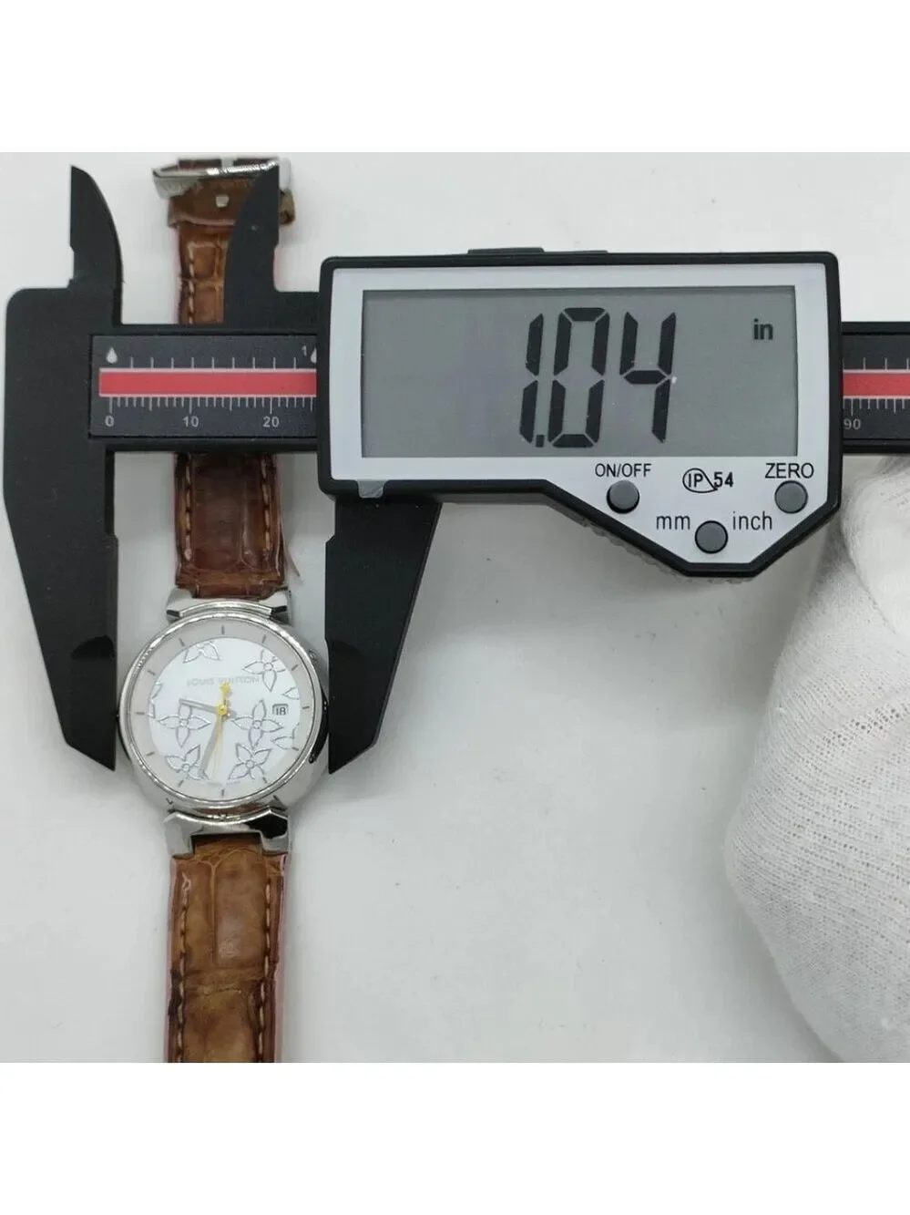 Louis Vuitton Watch  27mm Women's Whites X Browns 600-051925